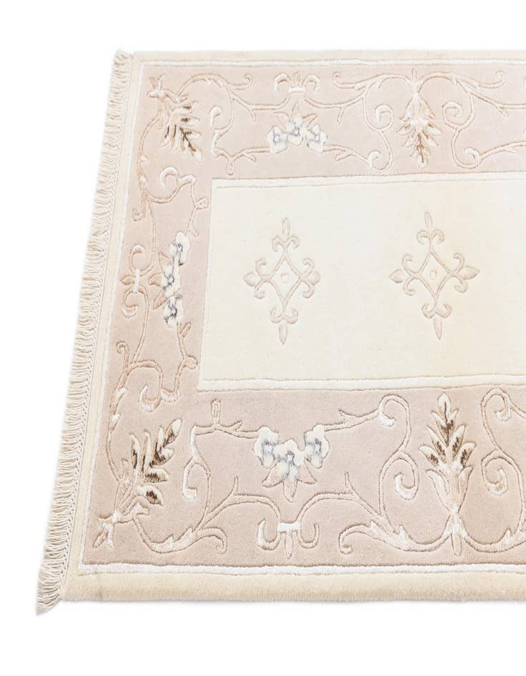 Detail image of  2' 9 x 4' 10  Hand Knotted Darya Wool Rug