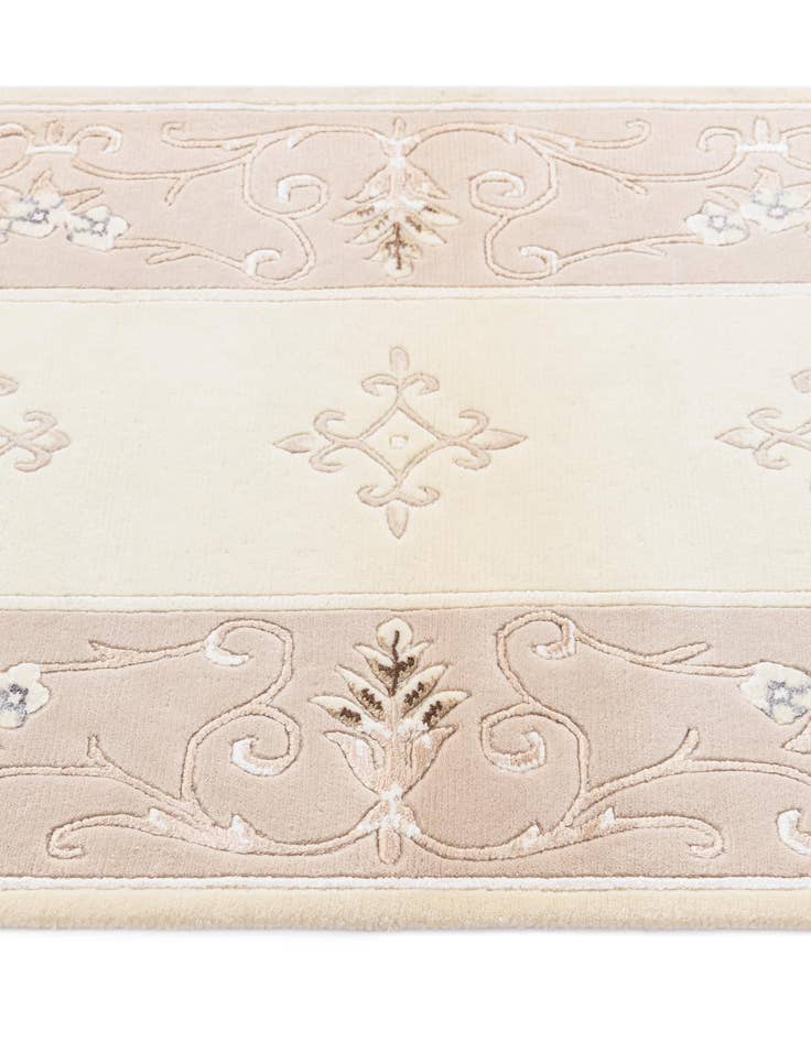 Detail image of  2' 9 x 4' 10  Hand Knotted Darya Wool Rug