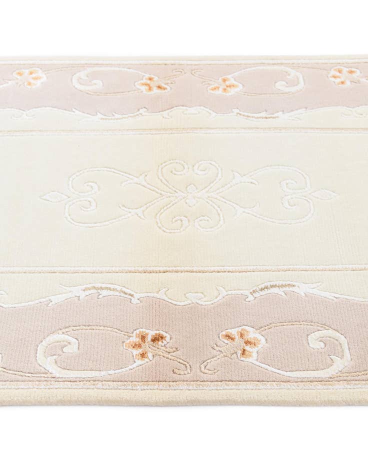 Detail image of  2' 9 x 5' 1  Hand Knotted Darya Wool Rug