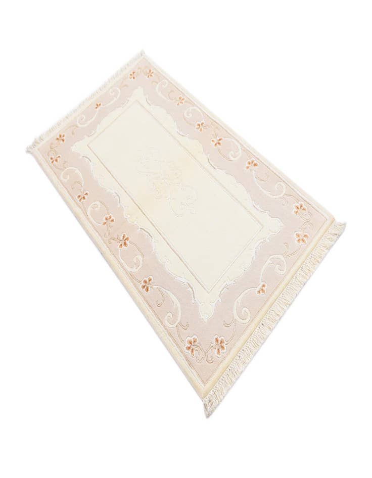 Detail image of  2' 8 x 4' 11  Hand Knotted Darya Wool Rug