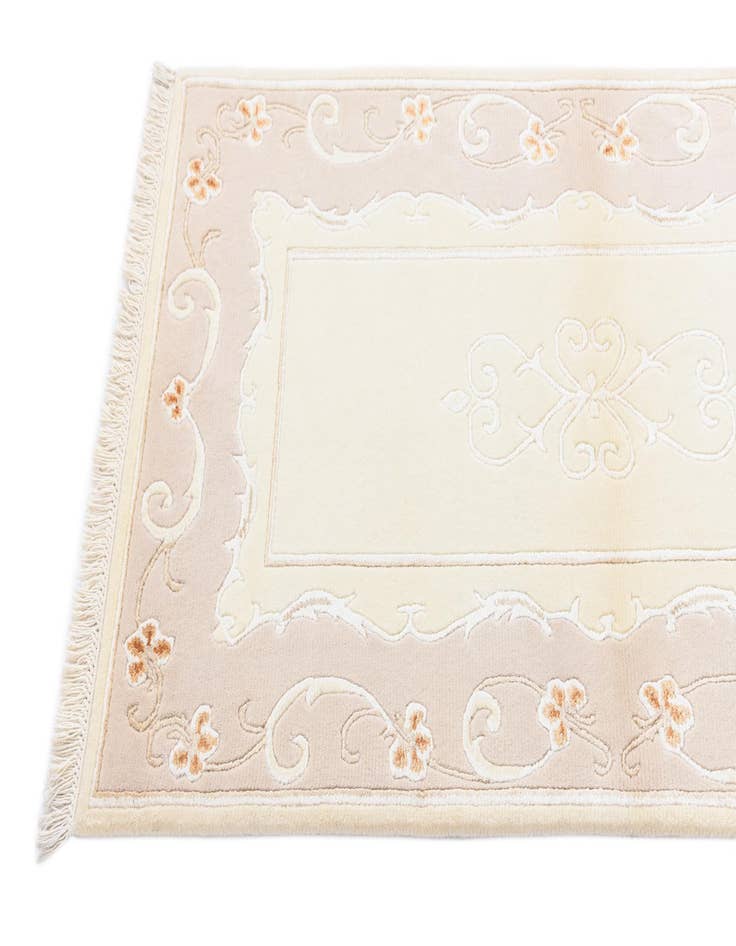 Detail image of  2' 8 x 4' 11  Hand Knotted Darya Wool Rug