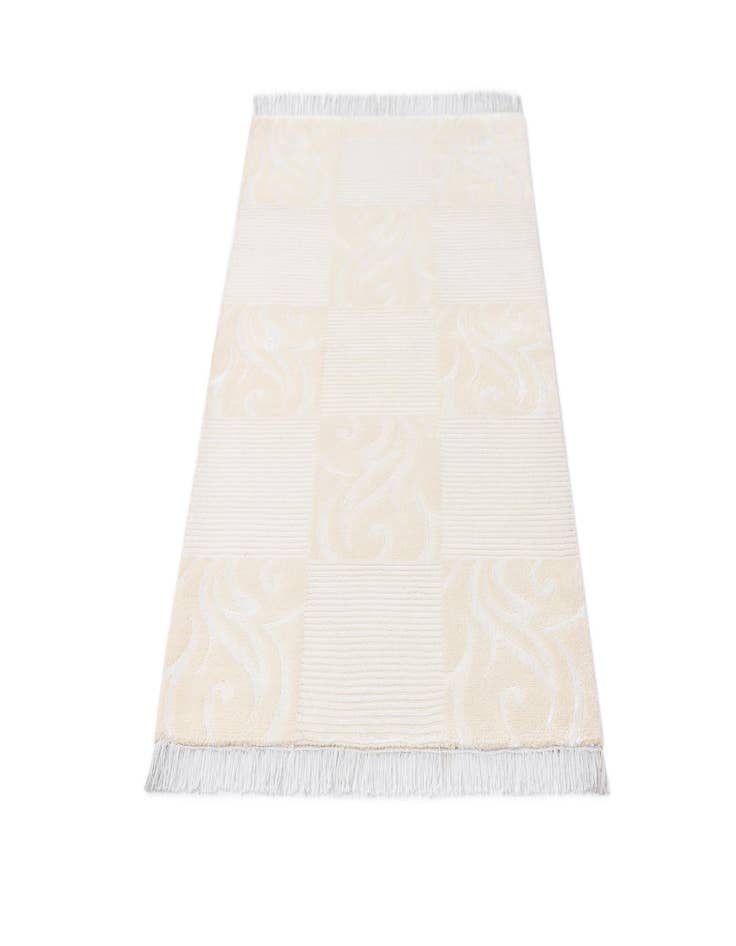 Detail image of  2' 10 x 5'  Hand Knotted Darya Wool Rug