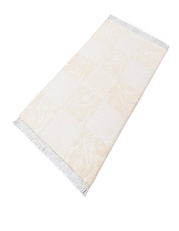 Detail image of  2' 10 x 5'  Hand Knotted Darya Wool Rug