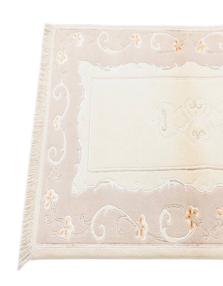 Detail image of  2' 8 x 5' 1  Hand Knotted Darya Wool Rug