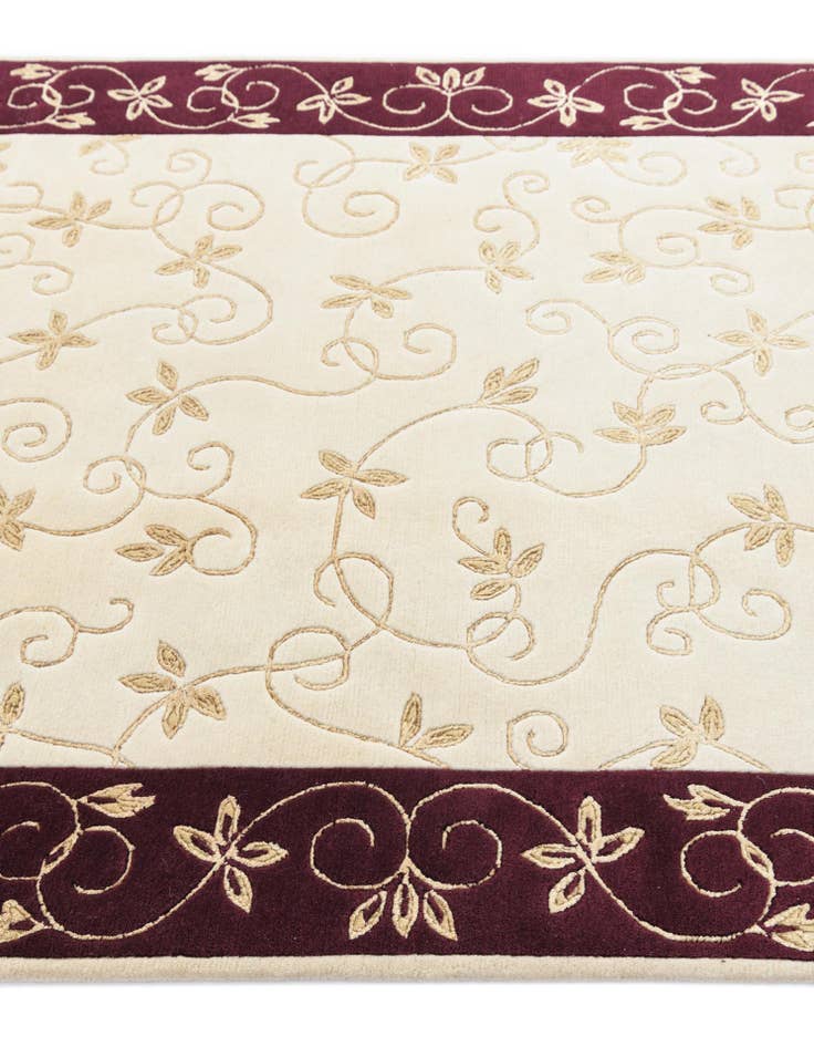 Detail image of  4' 6 x 6' 8  Hand Knotted Darya Rug