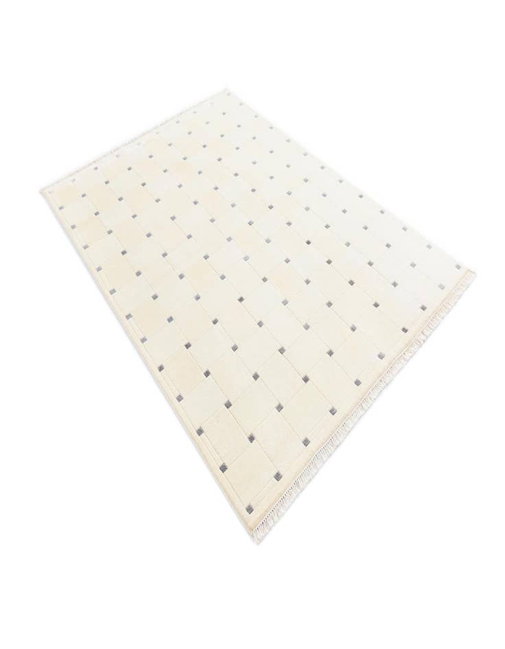 Detail image of  4' 10 x 6' 9  Hand Knotted Darya Wool Rug