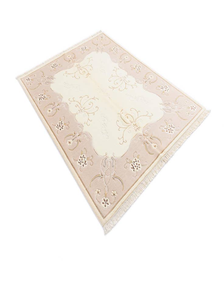 Detail image of  5' 1 x 6' 4  Hand Knotted Darya Wool Rug