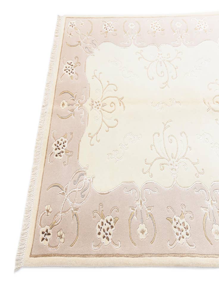 Detail image of  5' 1 x 6' 4  Hand Knotted Darya Wool Rug