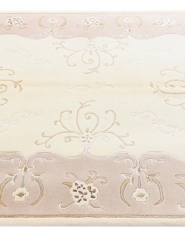 Detail image of  5' 1 x 6' 4  Hand Knotted Darya Wool Rug