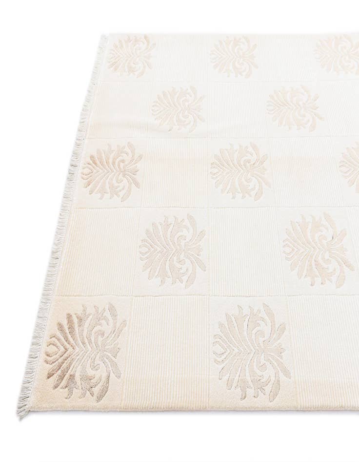 Detail image of  4' 11 x 6' 8  Hand Knotted Darya Wool Rug