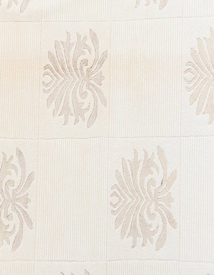 Detail image of  4' 11 x 6' 8  Hand Knotted Darya Wool Rug