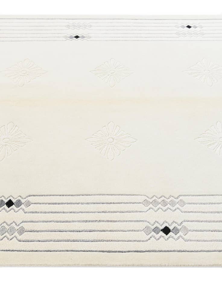 Detail image of  4' 8 x 6' 8  Hand Knotted Darya Wool Rug