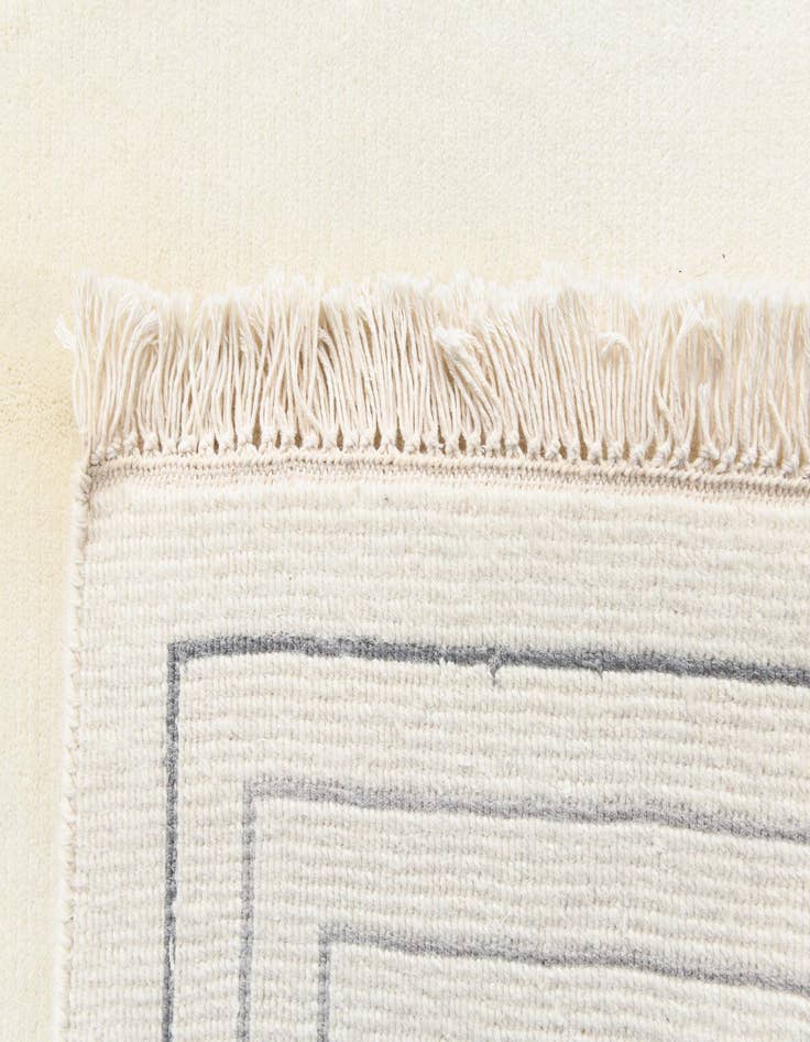 Detail image of  4' 8 x 6' 8  Hand Knotted Darya Wool Rug