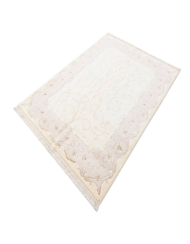 Detail image of  4' 11 x 6' 7  Hand Knotted Darya Wool Rug