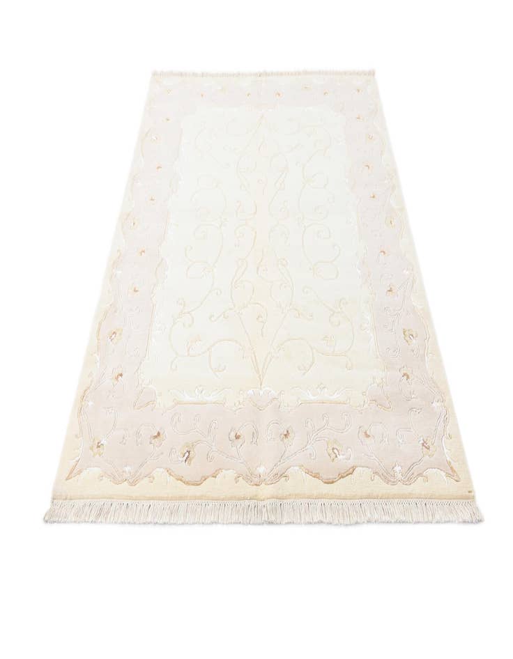 Detail image of  4' 11 x 6' 7  Hand Knotted Darya Wool Rug