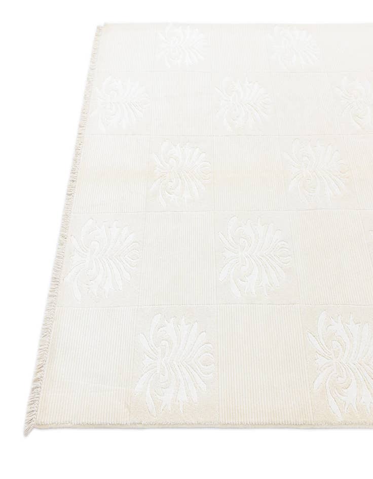 Detail image of  4' 11 x 6' 8  Hand Knotted Darya Wool Rug