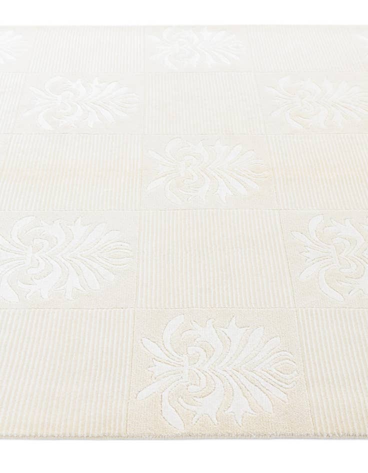 Detail image of  4' 11 x 6' 8  Hand Knotted Darya Wool Rug