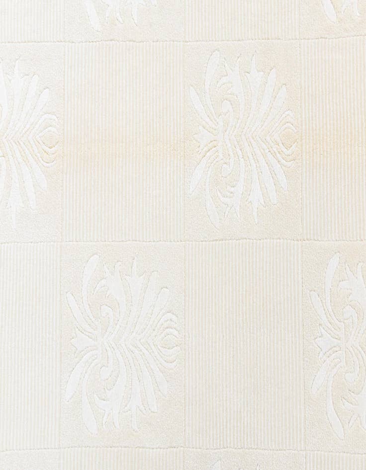 Detail image of  4' 11 x 6' 8  Hand Knotted Darya Wool Rug