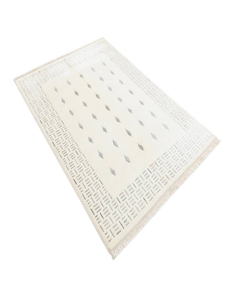 Detail image of  4' 10 x 6' 8  Hand Knotted Darya Wool Rug