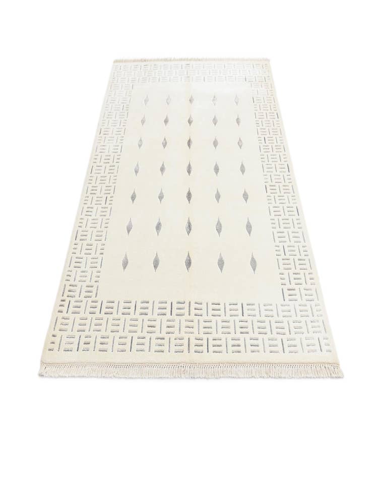 Detail image of  4' 10 x 6' 8  Hand Knotted Darya Wool Rug