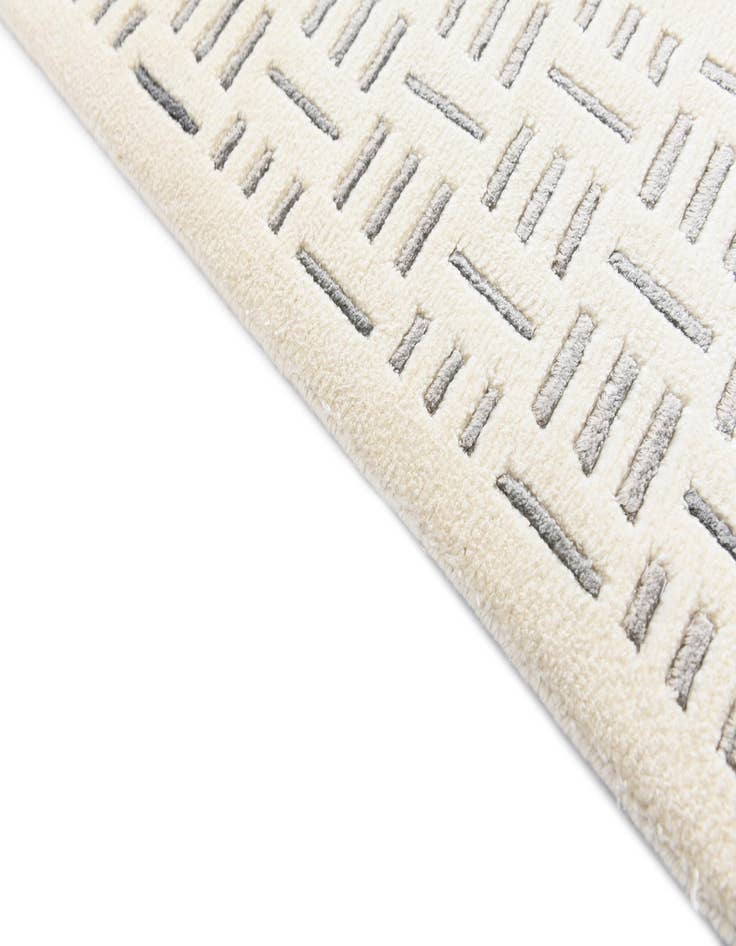 Detail image of  4' 10 x 6' 8  Hand Knotted Darya Wool Rug