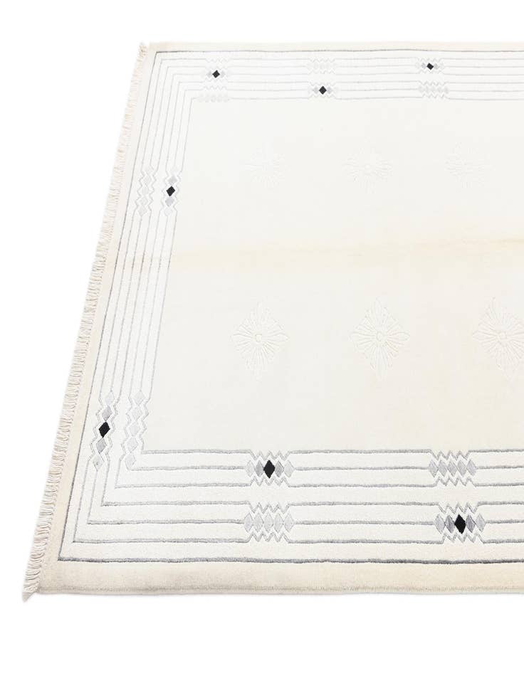 Detail image of  4' 10 x 6' 8  Hand Knotted Darya Wool Rug