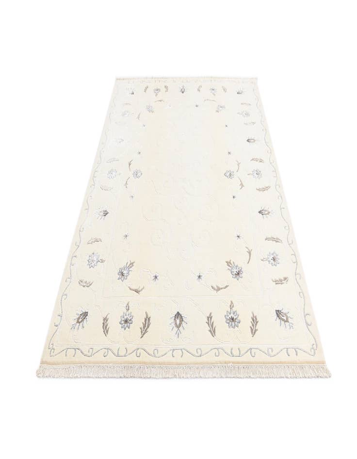 Detail image of  5' 9 x 7' 11 Darya Rug