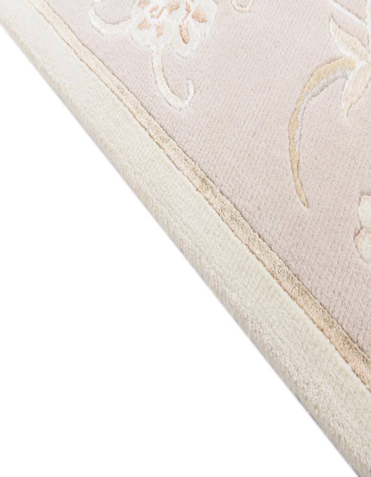 Detail image of  5' 9 x 7' 11 Darya Rug