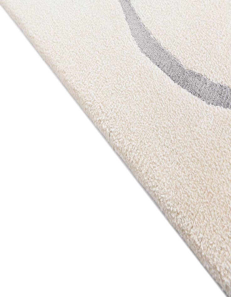 Detail image of  5' 9 x 8' Darya Rug