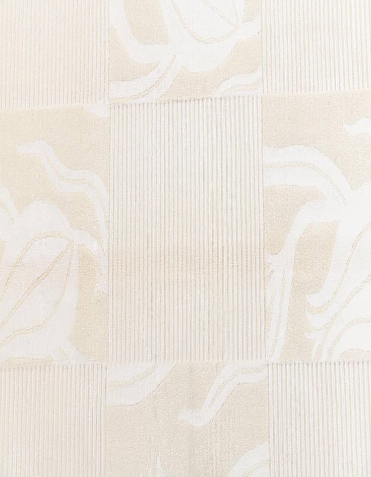 Detail image of  5' 7 x 7' 9  Hand Knotted Darya Wool Rug