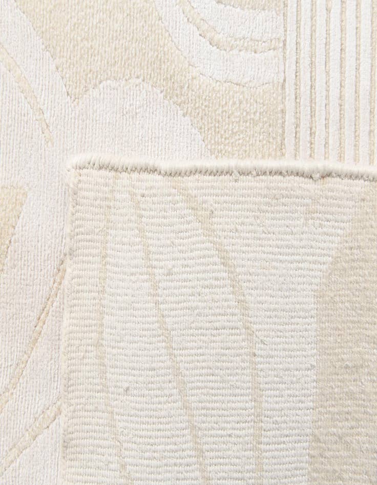 Detail image of  5' 7 x 7' 9  Hand Knotted Darya Wool Rug