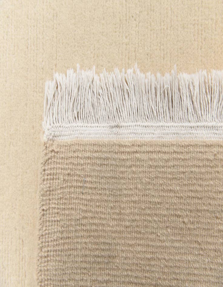 Detail image of  6' 6 x 9' 7  Hand Knotted Darya Wool Rug