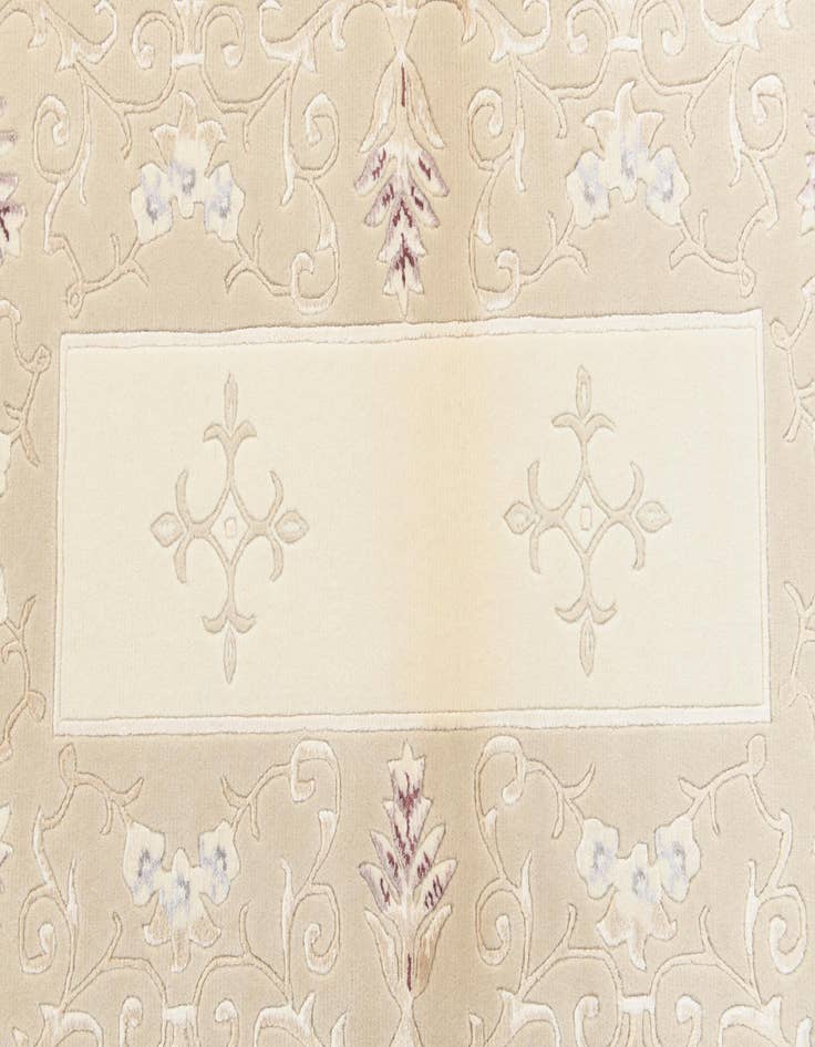 Detail image of  2' 8 x 4' 8  Hand Knotted Darya Rug