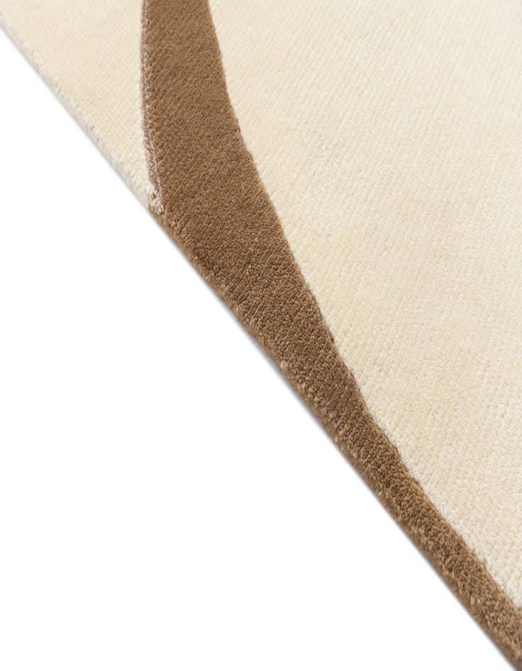 Detail image of  6' 4 x 9' 3  Hand Knotted Darya Wool Rug