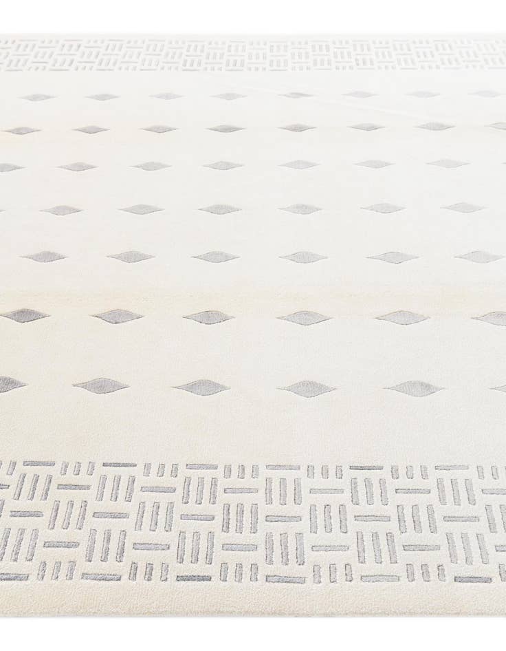 Detail image of  6' 7 x 9' 10  Hand Knotted Darya Wool Rug