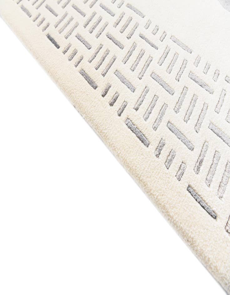 Detail image of  6' 7 x 9' 10  Hand Knotted Darya Wool Rug