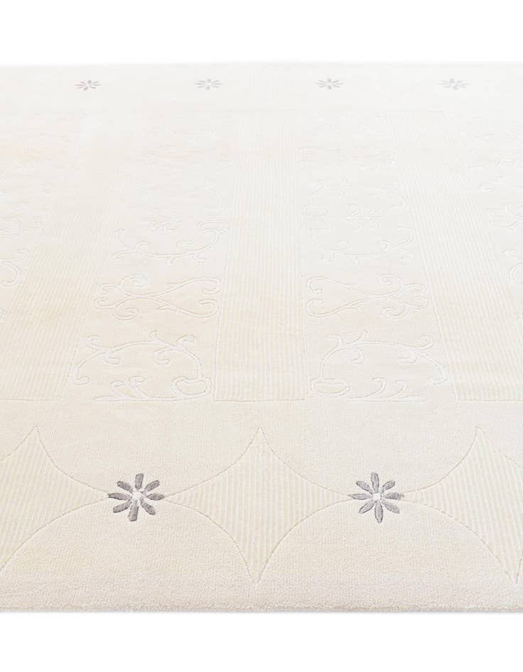 Detail image of  7' x 9' 9  Hand Knotted Darya Wool Rug