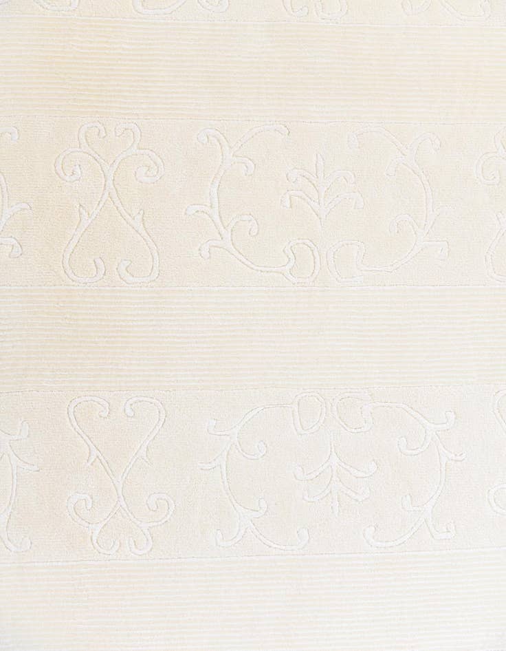 Detail image of  7' x 9' 9  Hand Knotted Darya Wool Rug