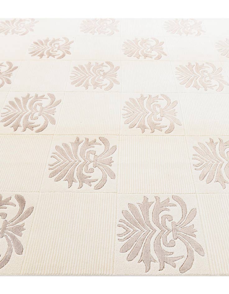 Detail image of  6' 7 x 9' 7  Hand Knotted Darya Wool Rug