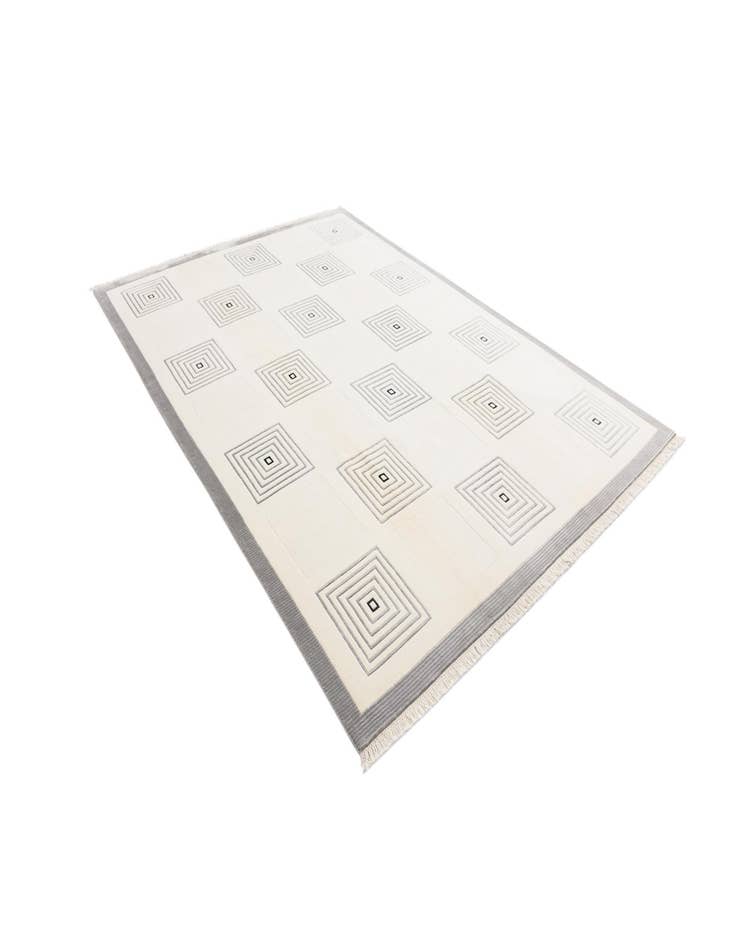 Detail image of  6' 11 x 9' 5  Hand Knotted Darya Wool Rug