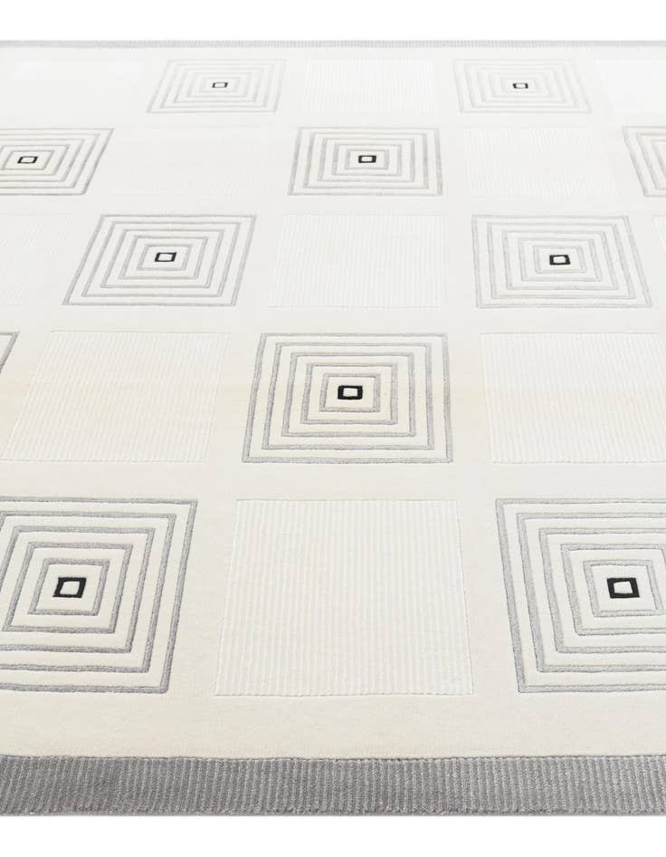 Detail image of  6' 11 x 9' 5  Hand Knotted Darya Wool Rug