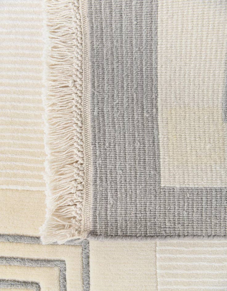 Detail image of  6' 11 x 9' 5  Hand Knotted Darya Wool Rug