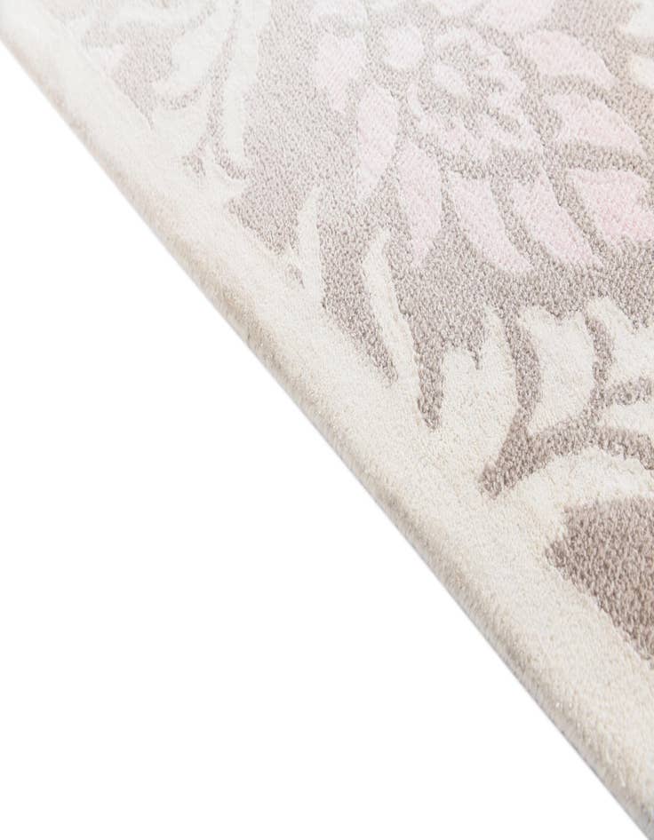 Detail image of  6' 8 x 10'  Hand Knotted Darya Wool Rug