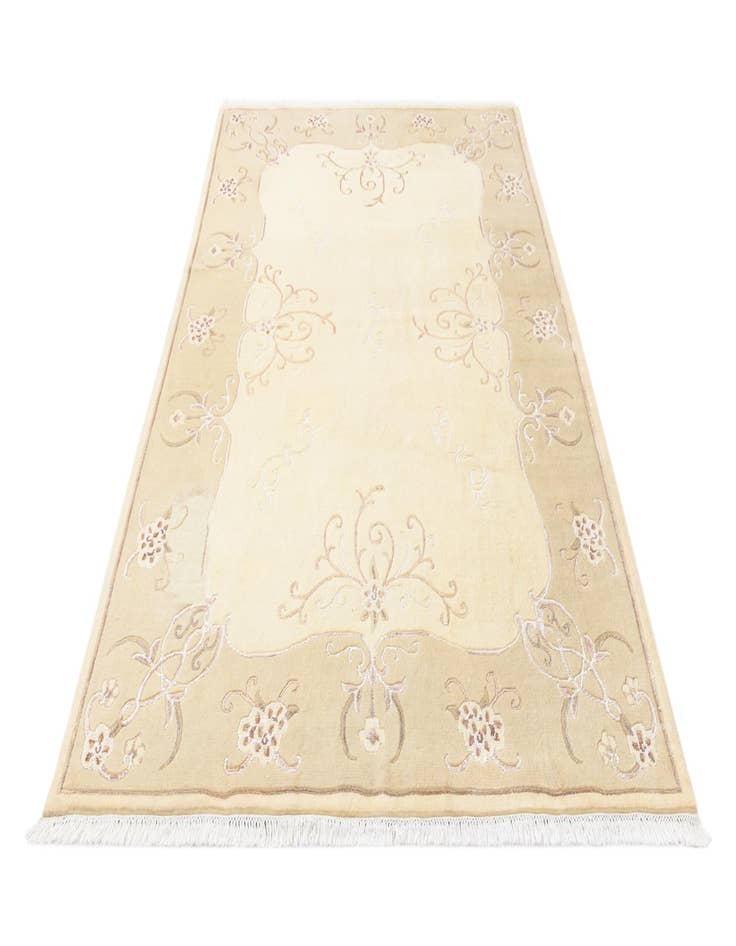 Detail image of  6' 6 x 9' 8  Hand Knotted Darya Wool Rug