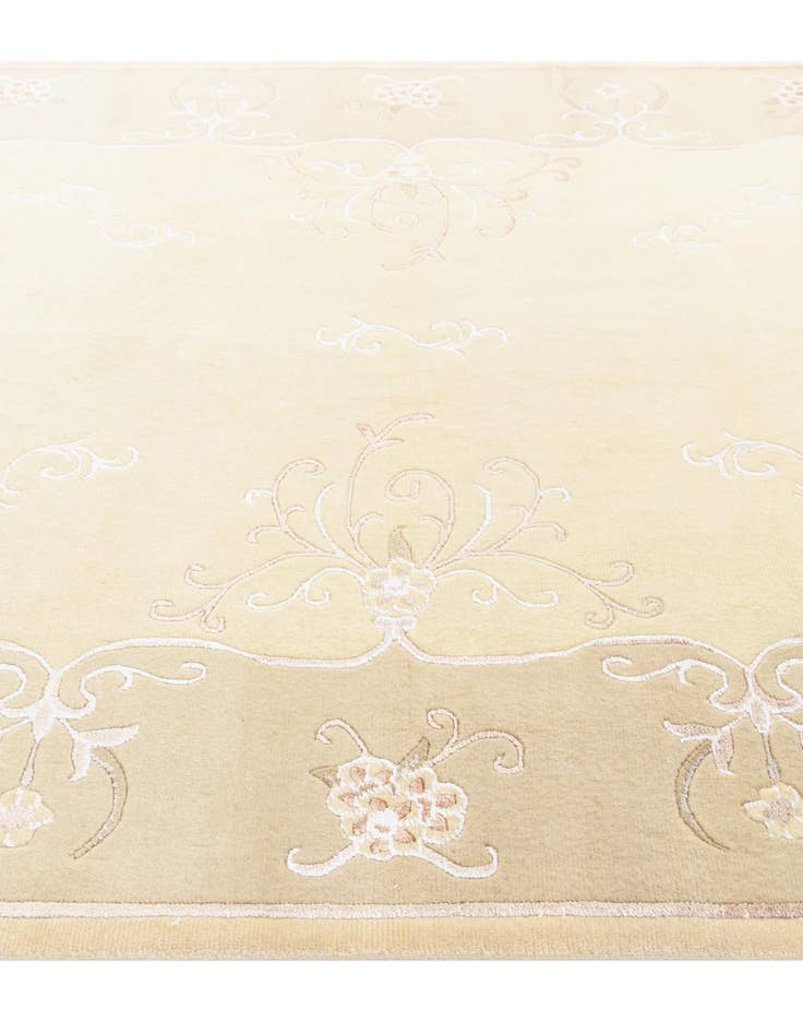 Detail image of  6' 6 x 9' 8  Hand Knotted Darya Wool Rug