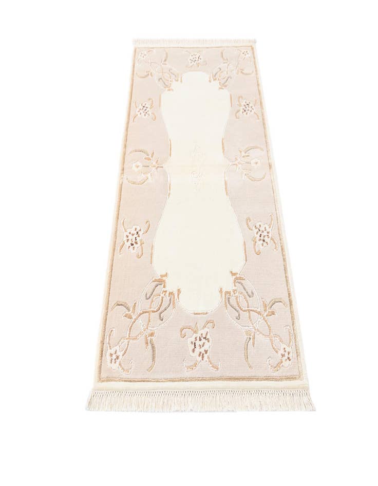 Detail image of  2' 9 x 4' 11  Hand Knotted Darya Wool Rug