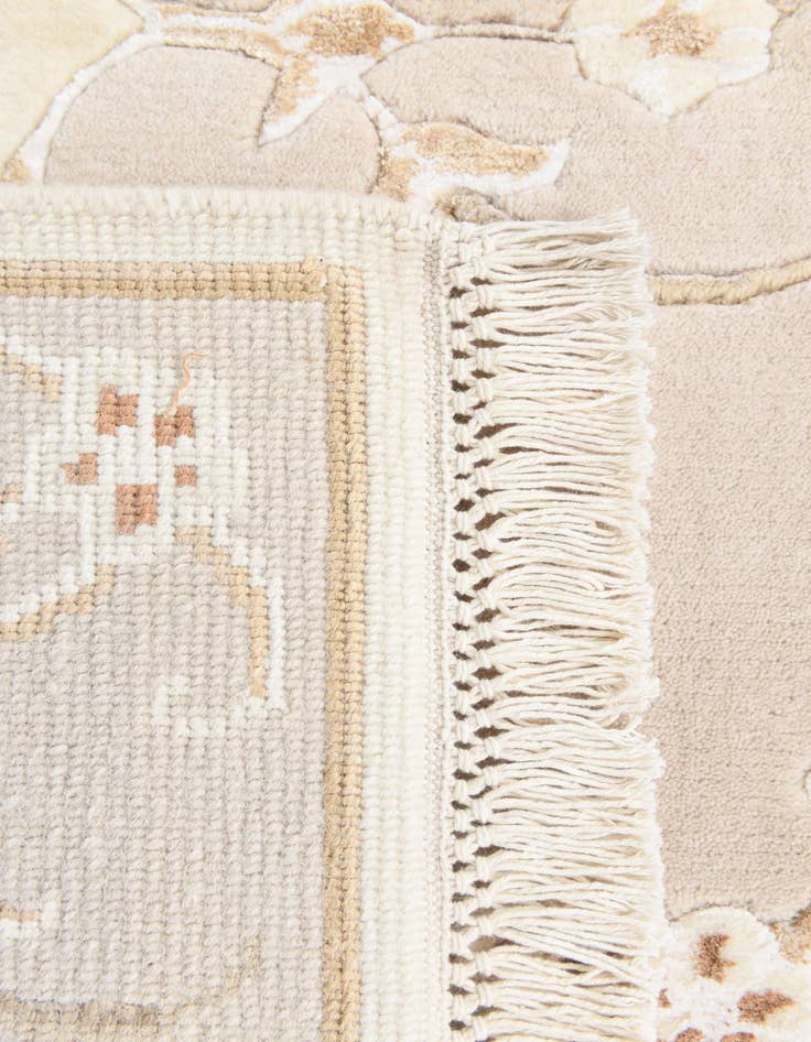 Detail image of  2' 9 x 4' 11  Hand Knotted Darya Wool Rug