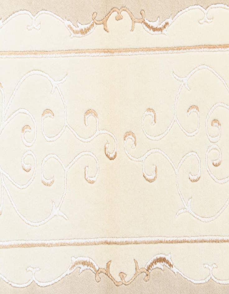 Detail image of  2' 8 x 4' 10  Hand Knotted Darya Wool Rug