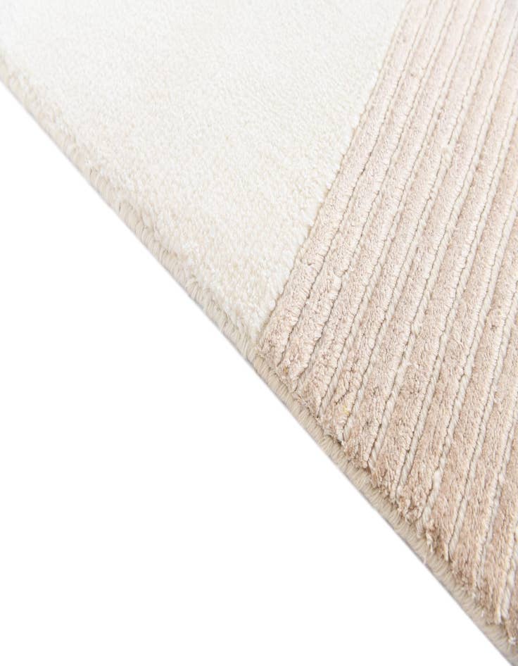 Detail image of  8' 2 x 11' 5  Hand Knotted Darya Wool Rug