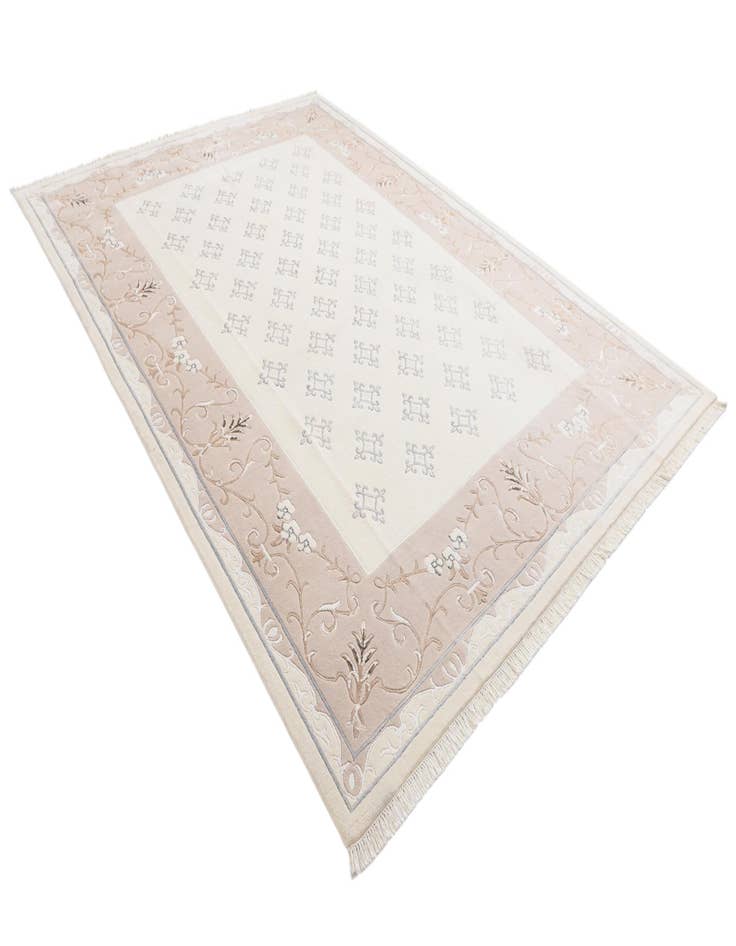 Detail image of  8' 2 x 11' 3  Hand Knotted Darya Rug